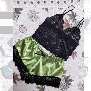 (Last 2)Bralette+shorts sleep set loungewear green